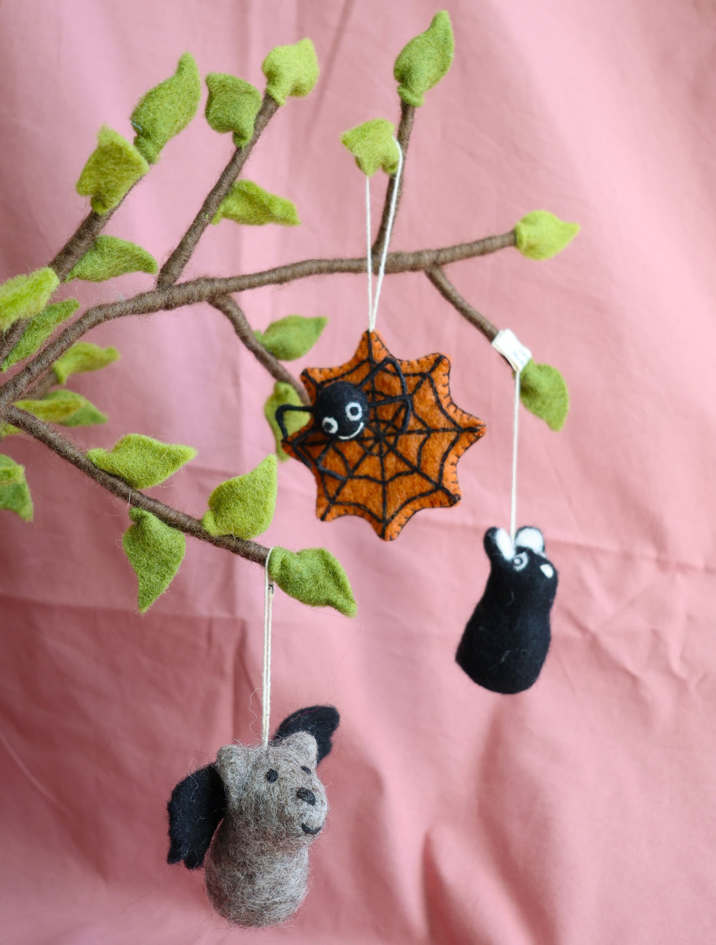 Filzanhänger Spinnennetz, Fledermaus & Schwarze Katze