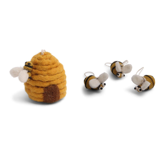 Bienenhaus mit 3 Bienen
