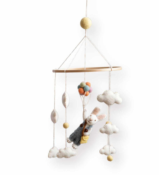 Filz Baby Mobile Hase mit Ballons