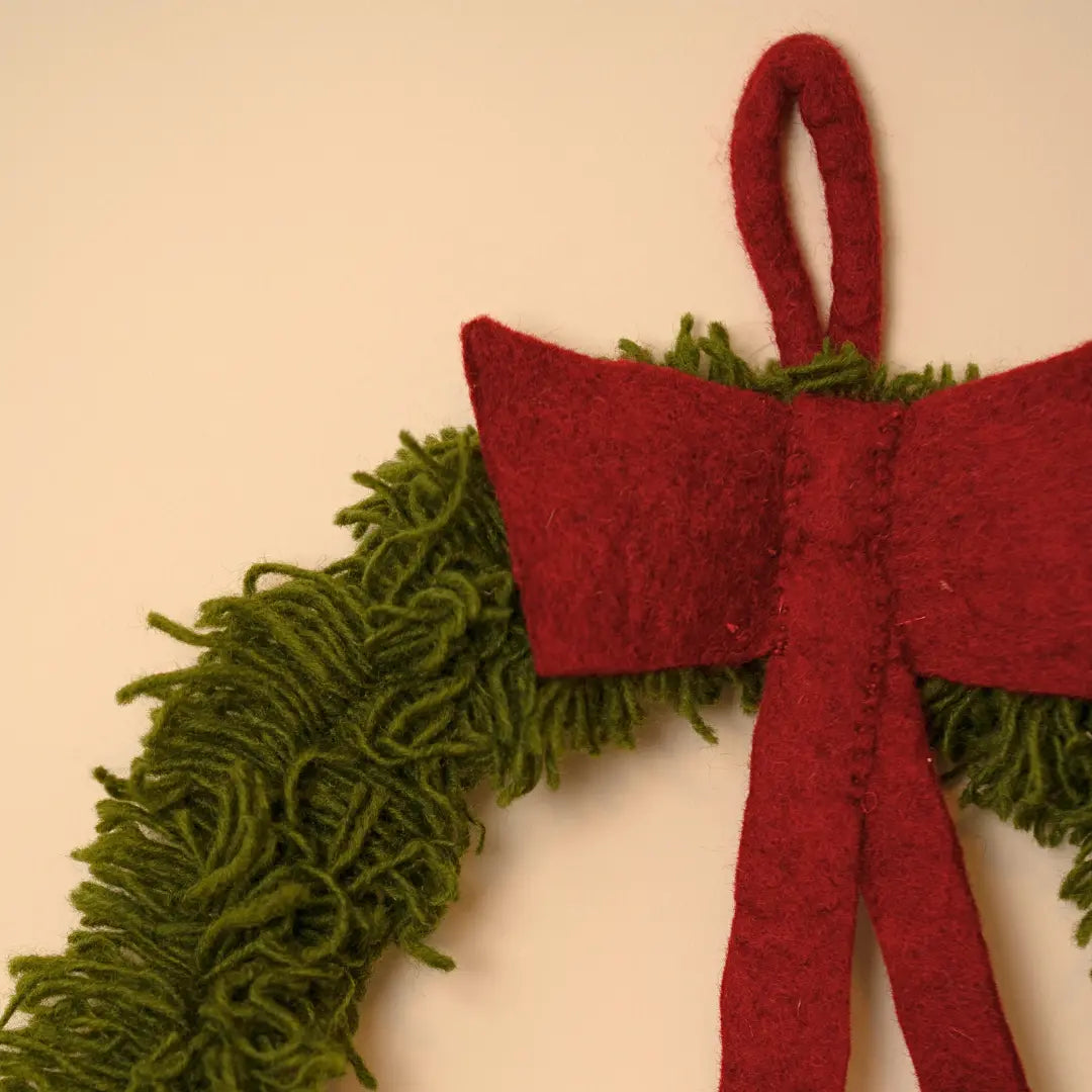 Filzlig Türkranz Weihnachten rote Schleife Ø 30cm  Gry & Sif Inspirationsbild