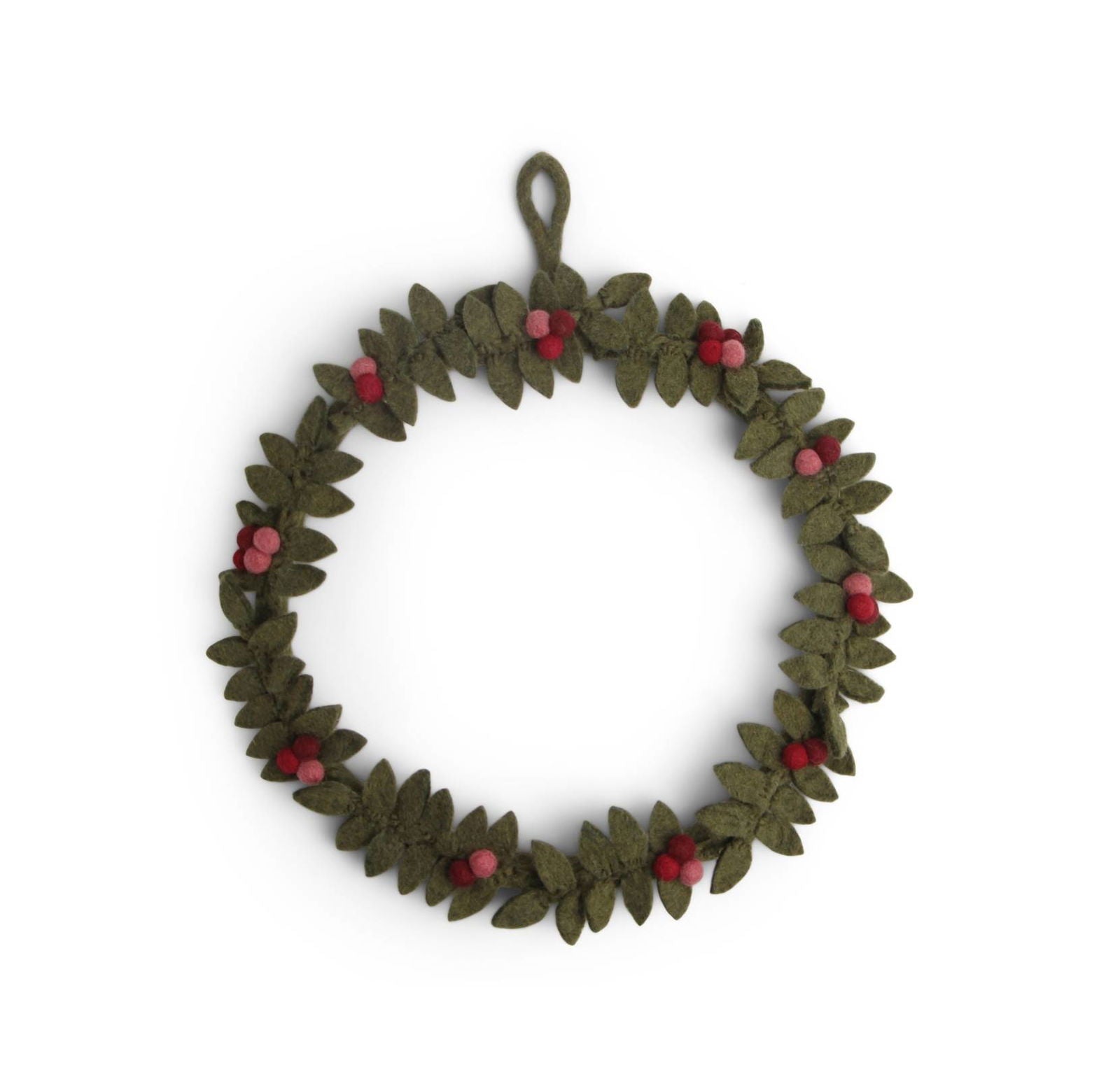 Großer handgefilzter grüner Weihnachtskranz mit roten Beeren von Gry & Sif – nachhaltige Fair-Trade Weihnachtsdekoration aus Wolle, liebevoll handgefertigt in Nepal.